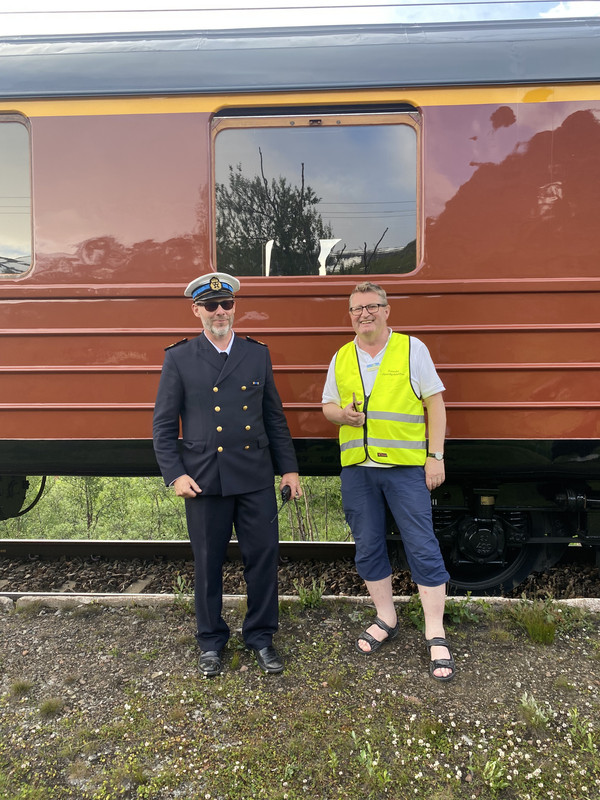 5FC33B53-D7E2-4218-83D1-FD69C6C1ED11