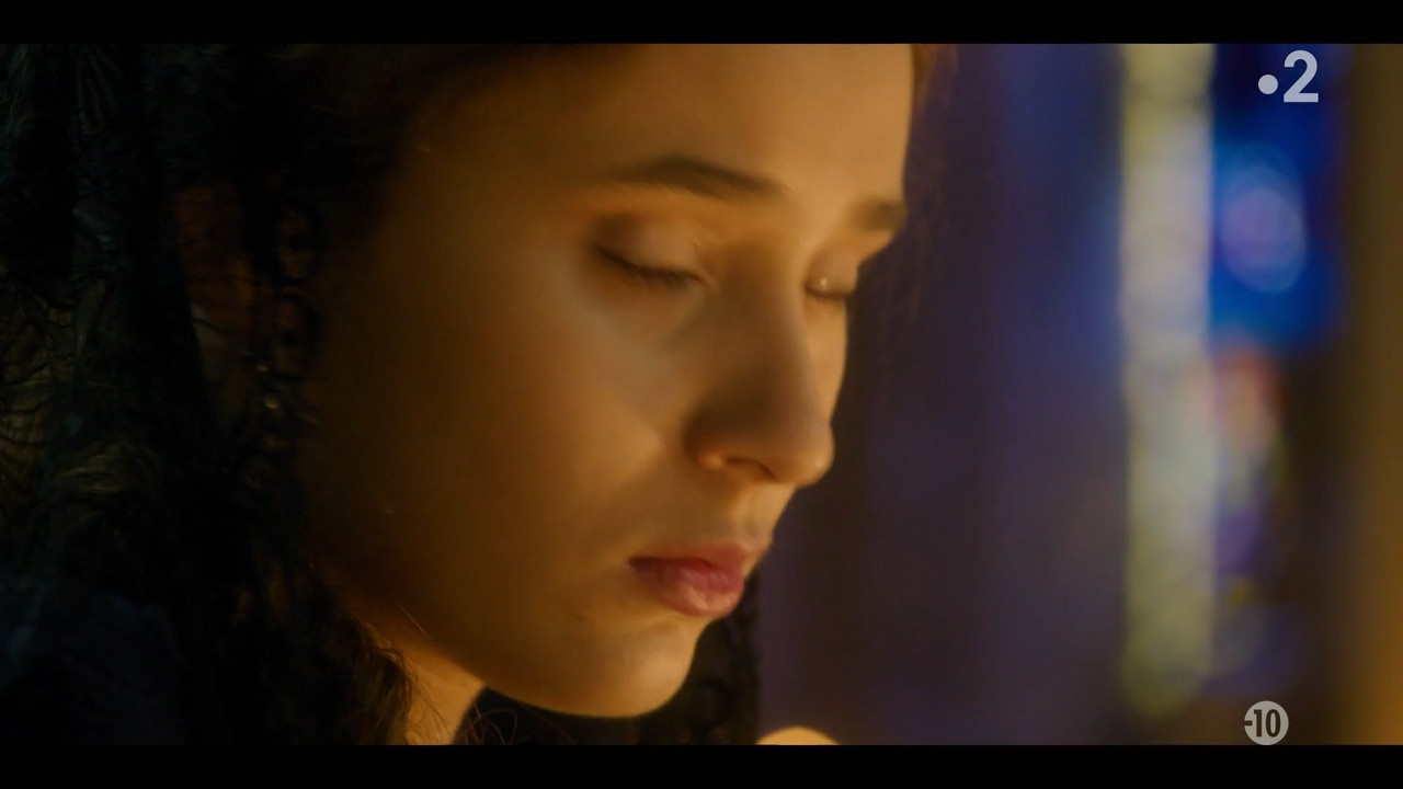 2021-12-13_21_05_Fr2_Emma-Bovary.mp4_snapshot_01.13.18.930