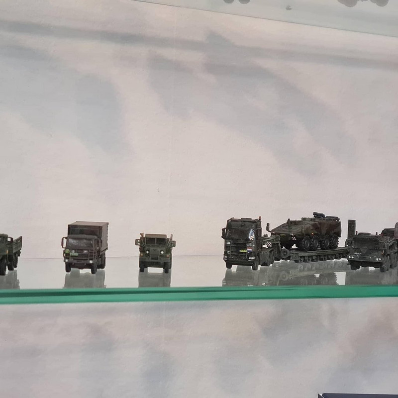 EF33E556-DA12-476B-A785-004720BEC73A