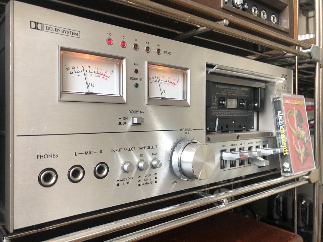 01B75D37-0B64-42CB-894F-DD101BC4E912