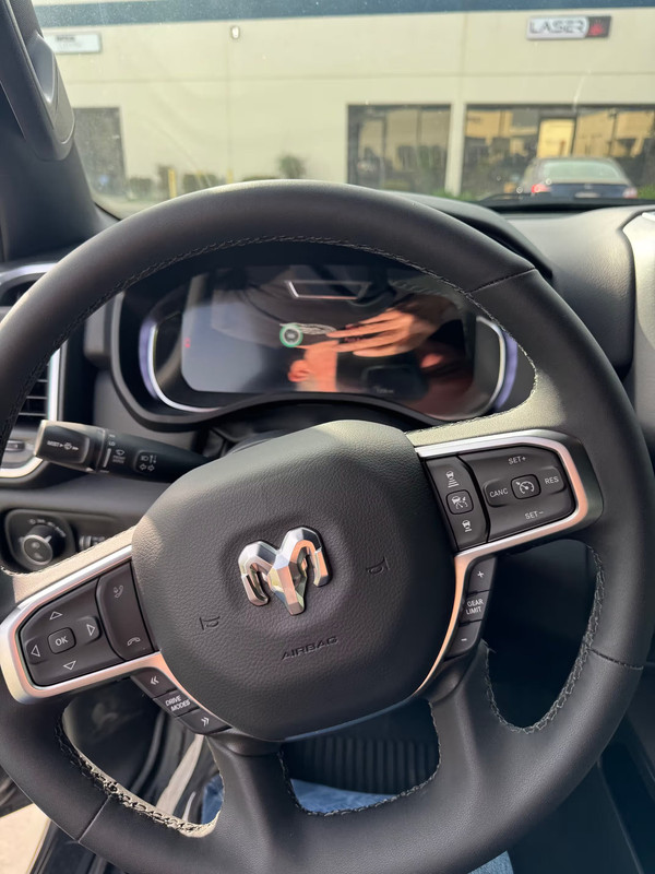 Vehicle thumbnail 18