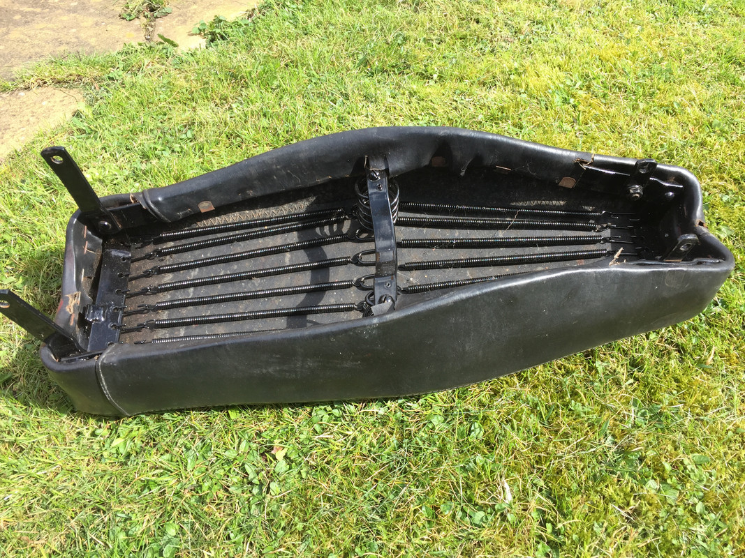 E01E9C26-B313-449D-98EF-48D0DB3AB5CC