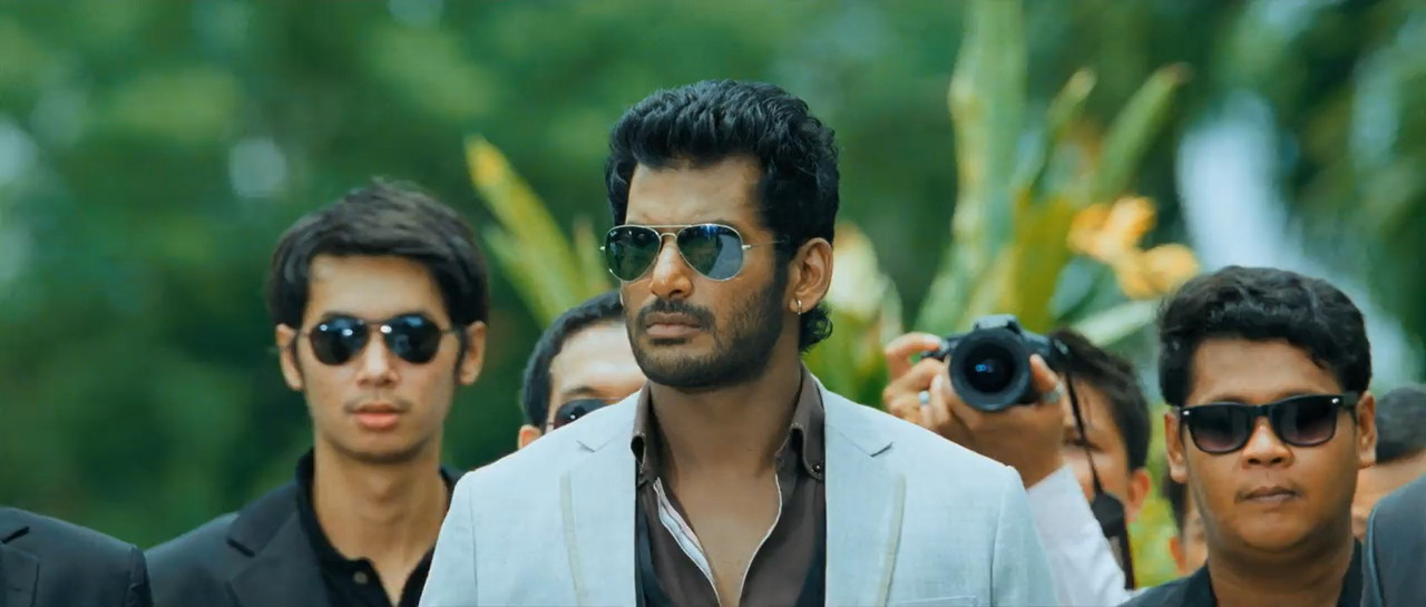 Samar 2013 WebRip [Tamil] 480p 720p ESub Screenshot