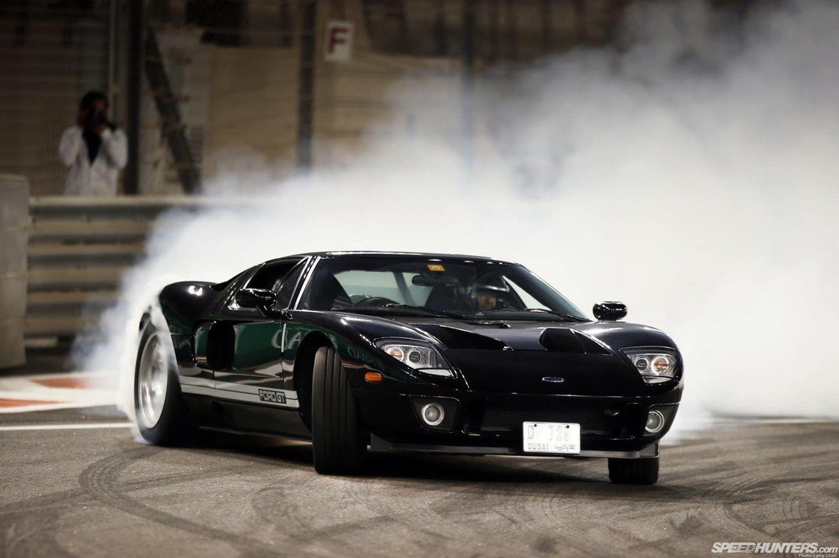 D10297DB-D2E4-499B-8676-259AC80C9F5E