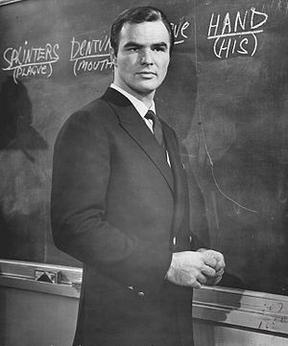 Burt-Reynolds-Hawk-2.jpg