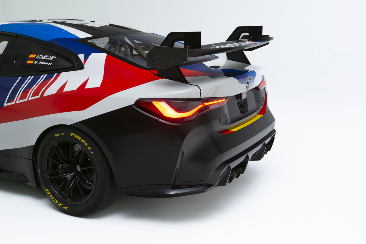 P90498909_highRes_bmw-m4-gt4-bmw-espaa