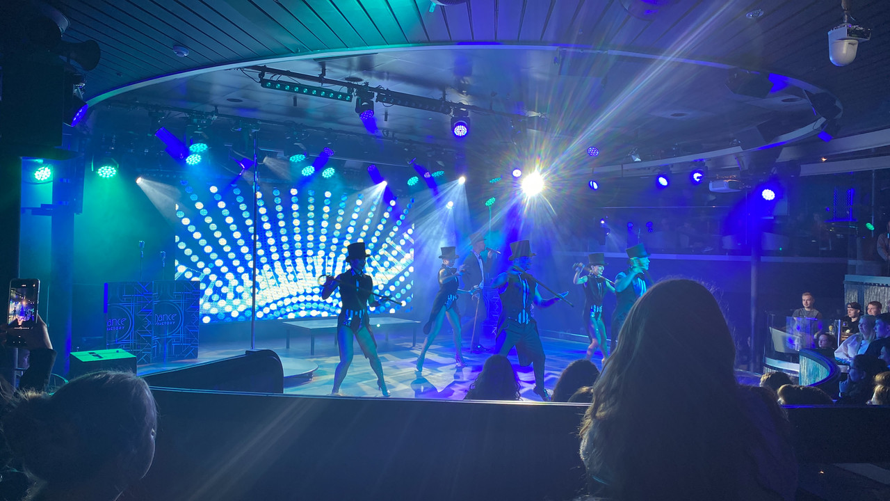 86063134-BE53-479D-AC74-546DE64DFD83