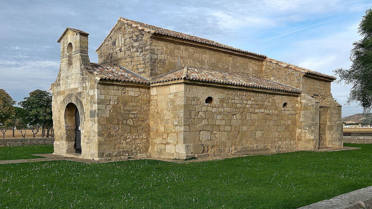Basílica_de_San_Juan_de_Baños_de_Cerrato,_exterior