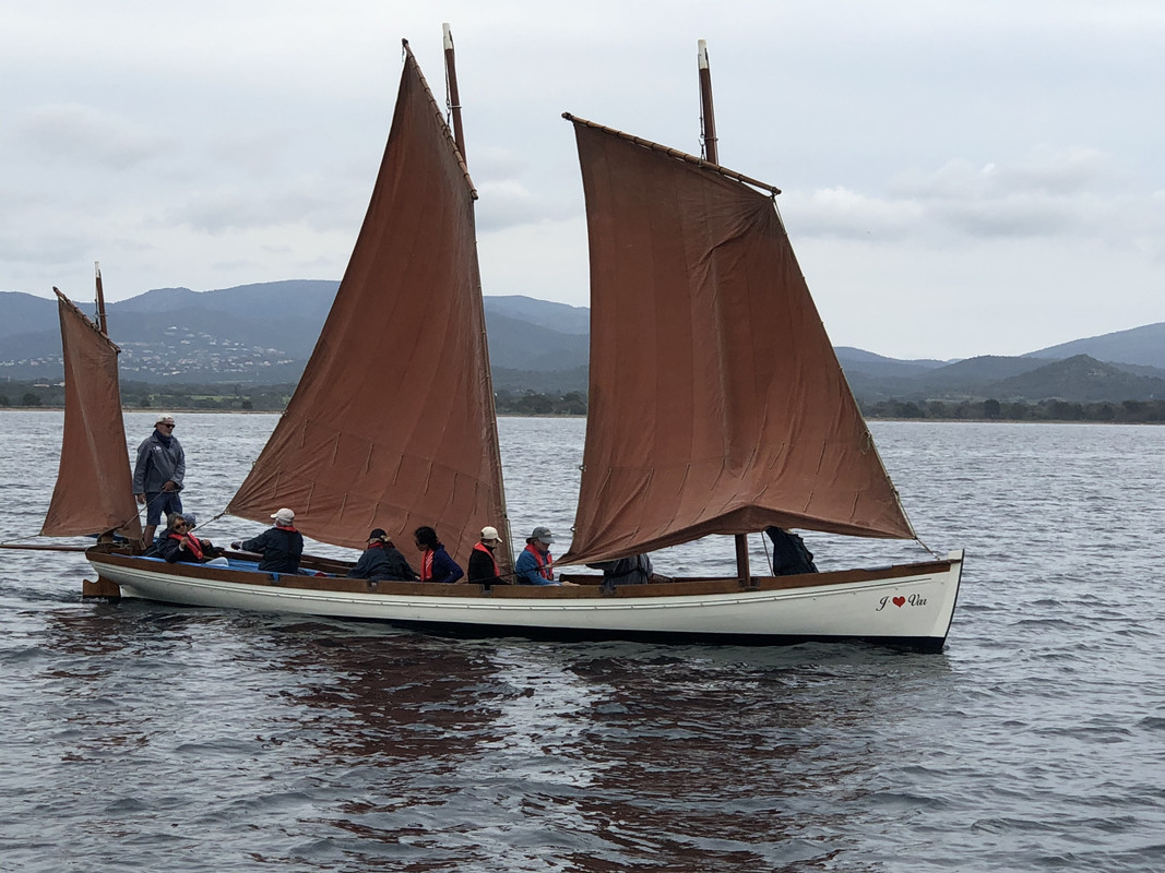 BD2CB523-031E-4A1A-BF1B-D9EE1FF8AAE5