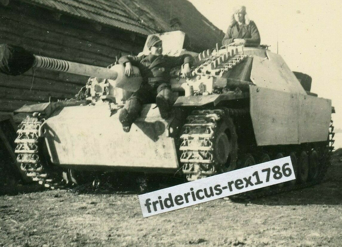 Foto HKL 1944 Pz Jäg Sturmgeschütz StuG III Saukopfblende Abschuss Bilanz