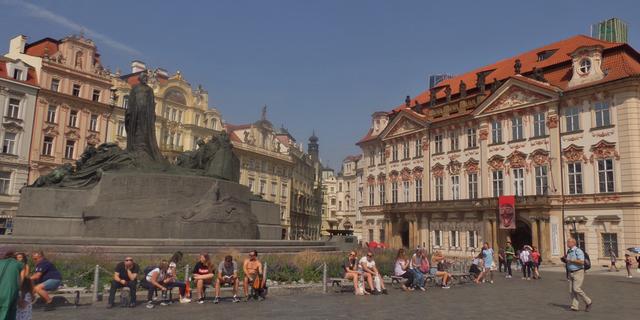 Praga: ed. danzante, Josefov, plaza ciudad vieja, puente Carlos e Isla Kampa - Viena - Bratislava - Praga (19)