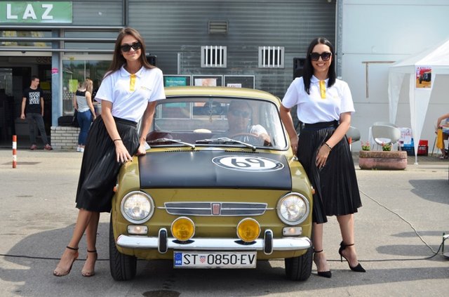 FIAT 850 Special - Page 2 UpUWv7i