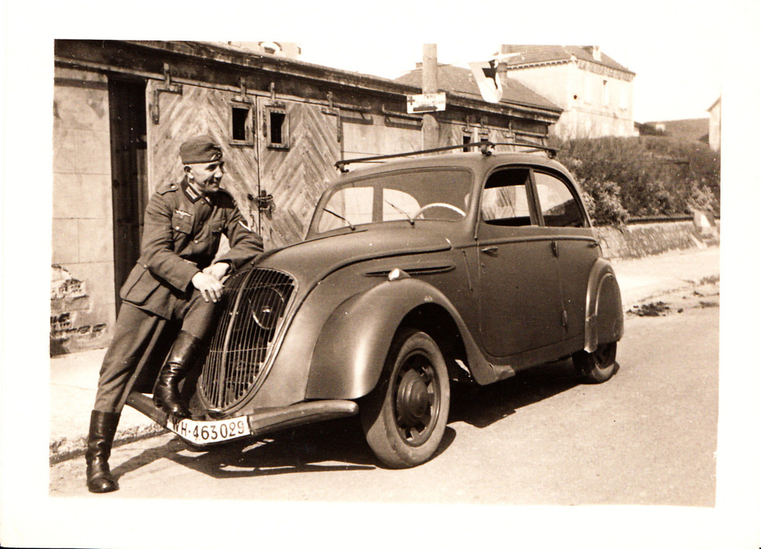 Wehrmacht Frankreich BEUTE Kübelwagen PKW Peugeo