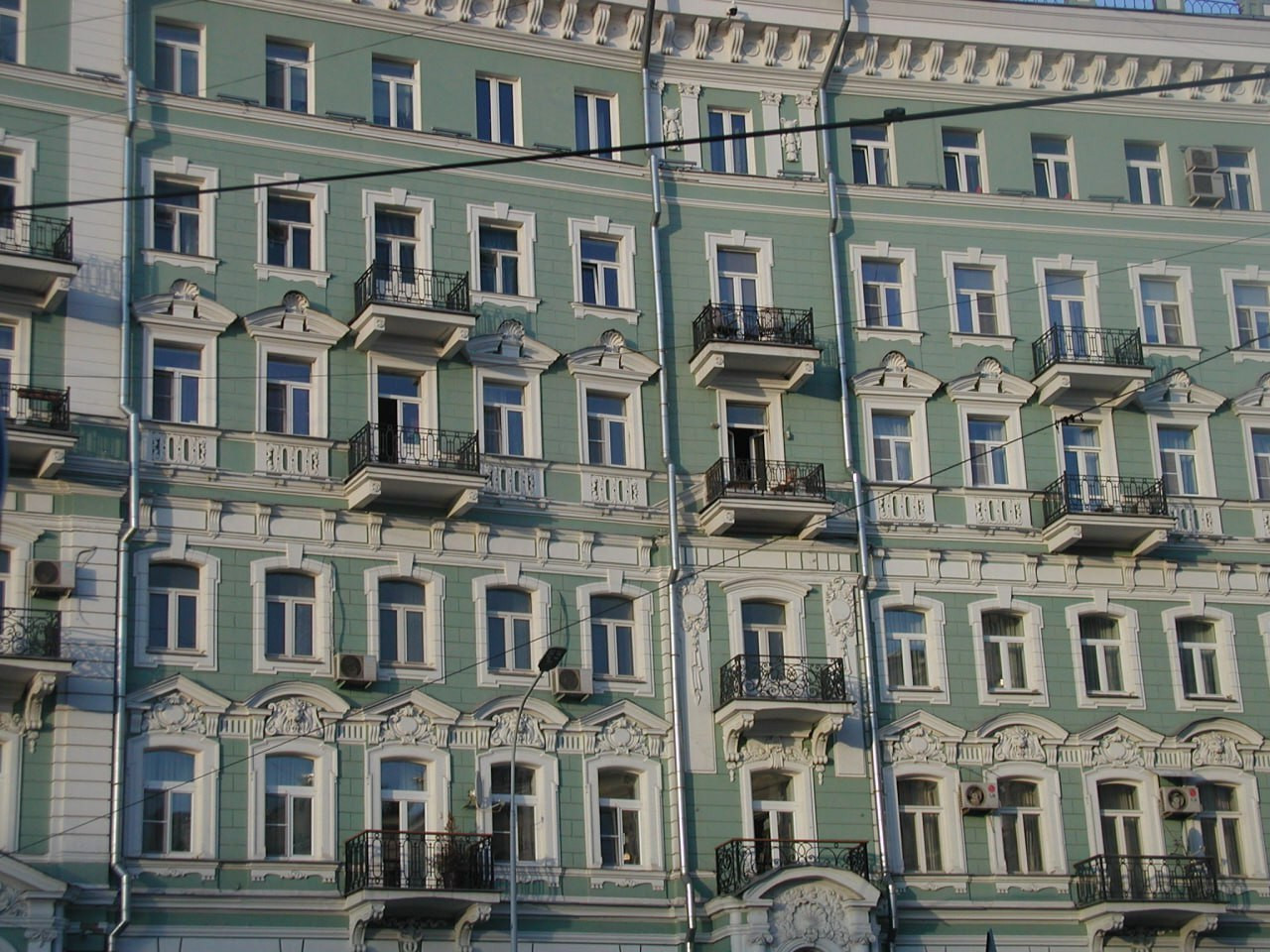 photo 15 2025 12 14 22 09 36