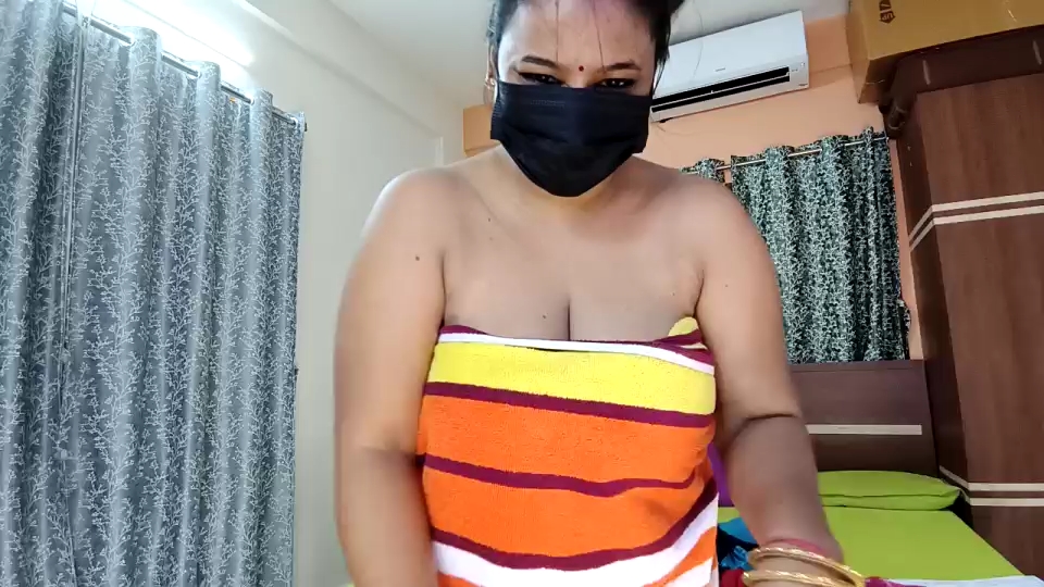 MAN-MOHINI-21 Webcam Show.mp4_snapshot_02.20.017