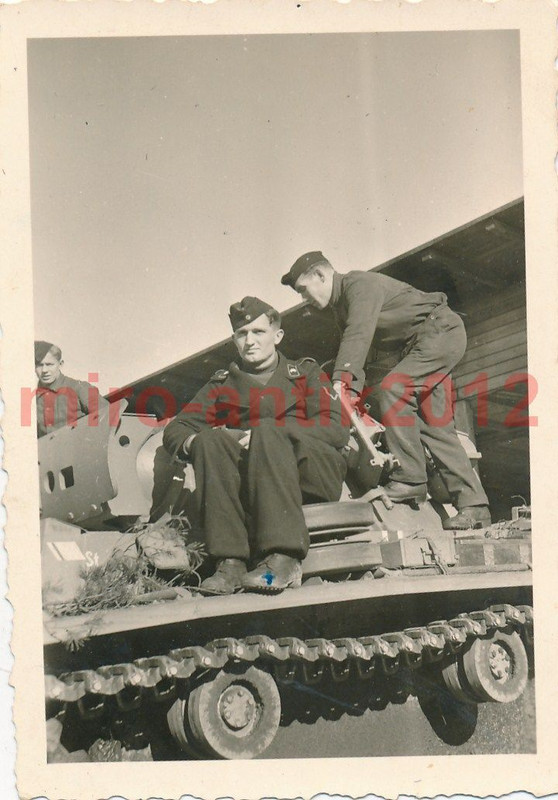 Foto, Wehrmacht, Blick auf Panzermänner
