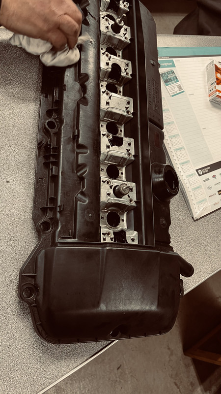 417D9CA4-303B-4489-B1BF-8C3185EA0313