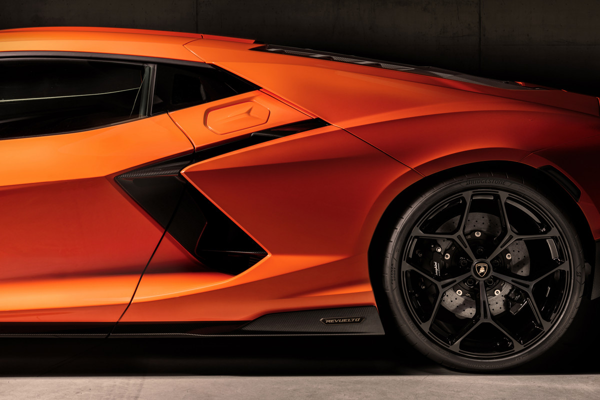LamborghiniRevuelto25