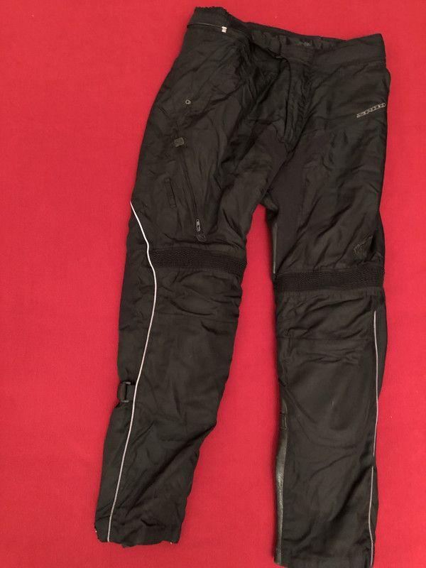 48D347C9-0218-45CA-939B-D1D06B73C640