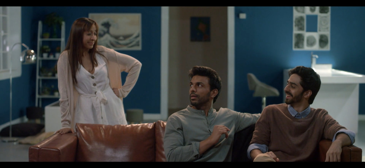 Love Movie Screenshot