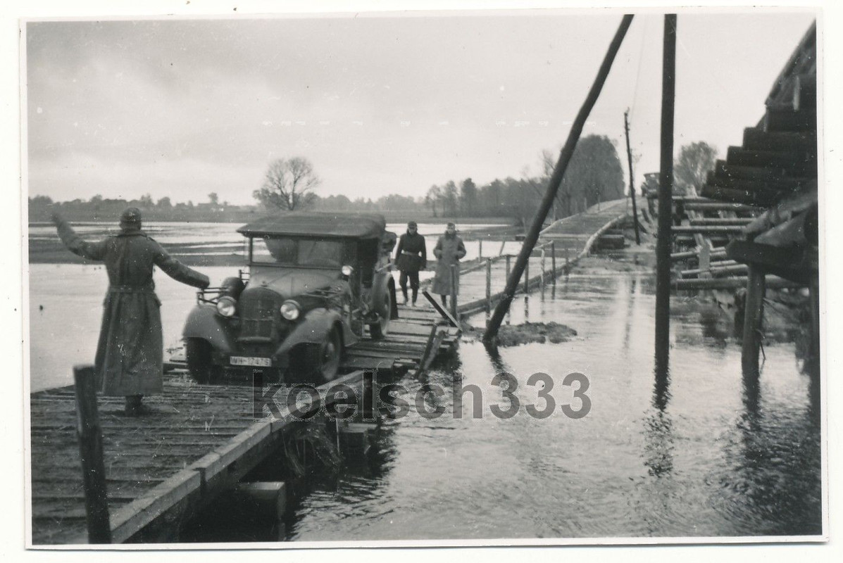 Notbrücke Weichsel Front Lublin Polen 1939 PKW I