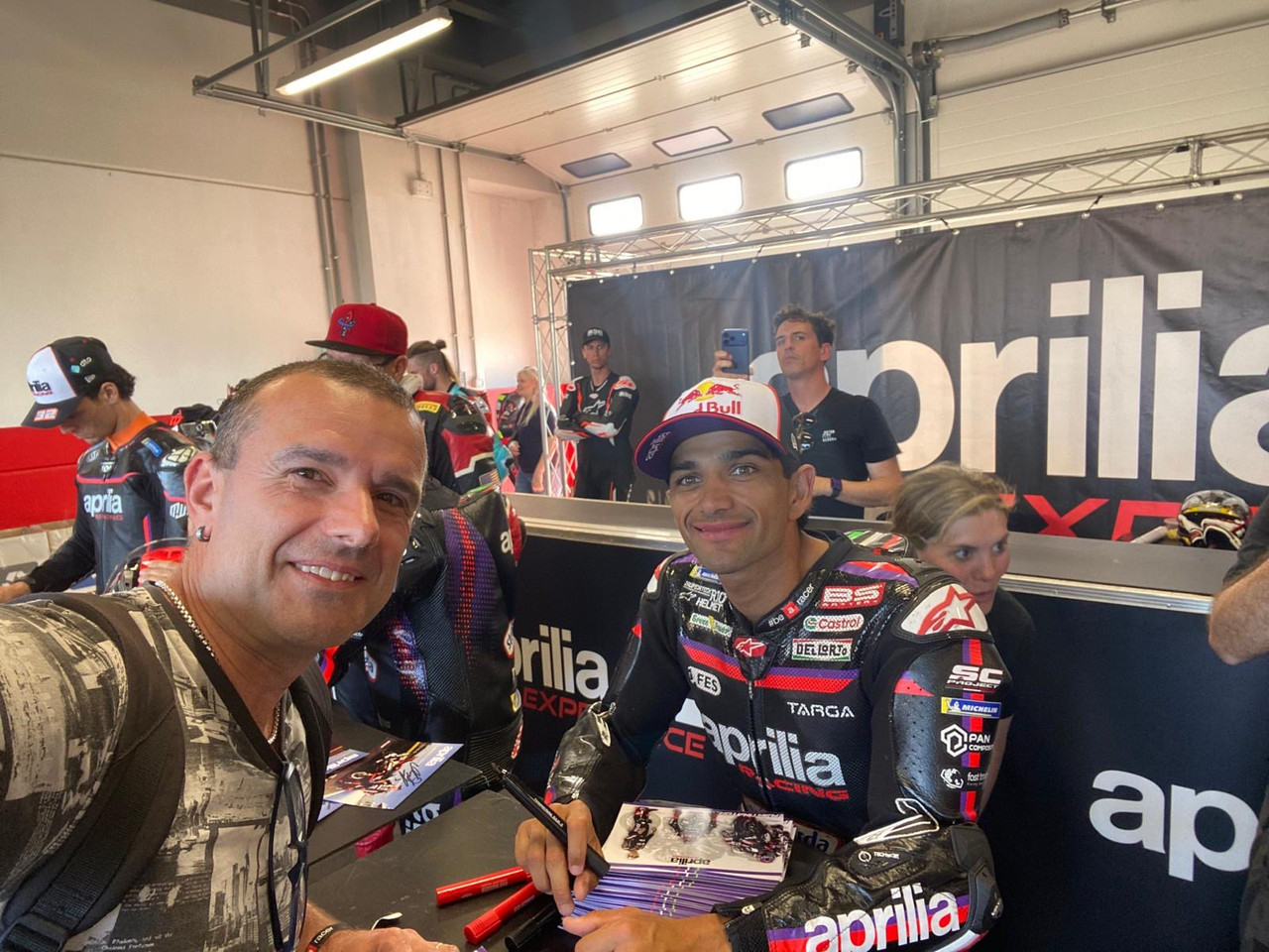 9c29ccfc 05a2 4ff2 9b26 e61b9acd08a3