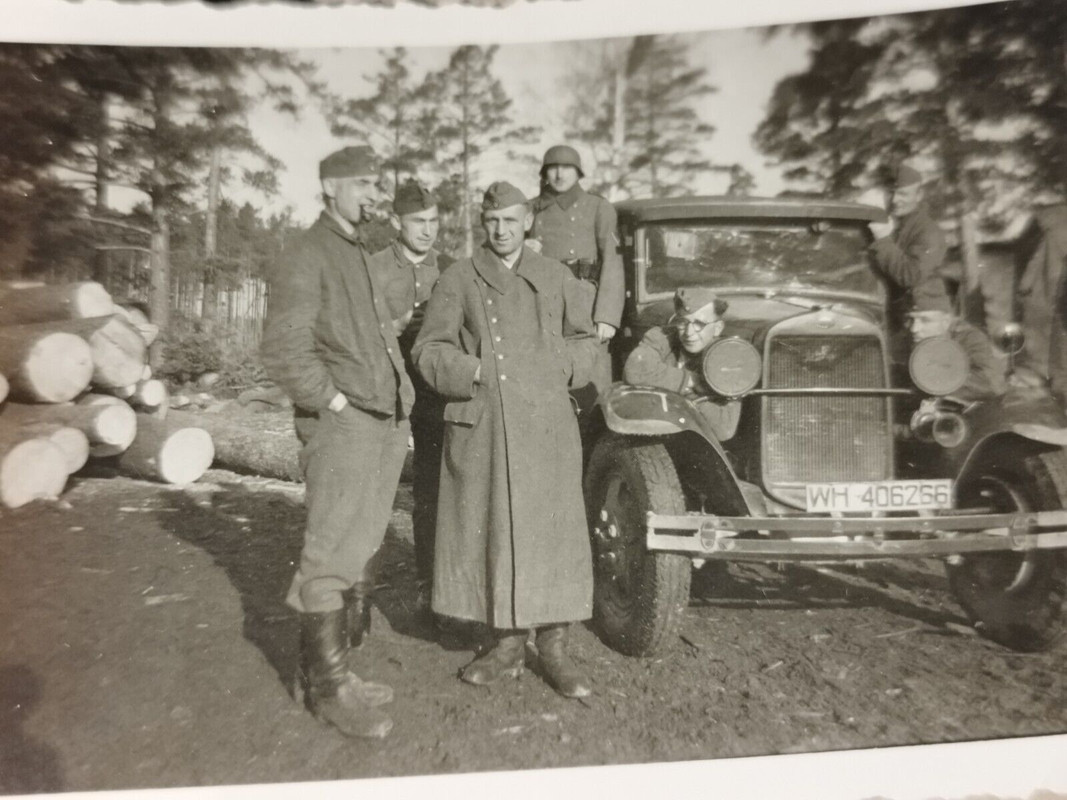 Fotos 291.Inftr Division Elch Division Narwa Front Estland Feldbäcker1