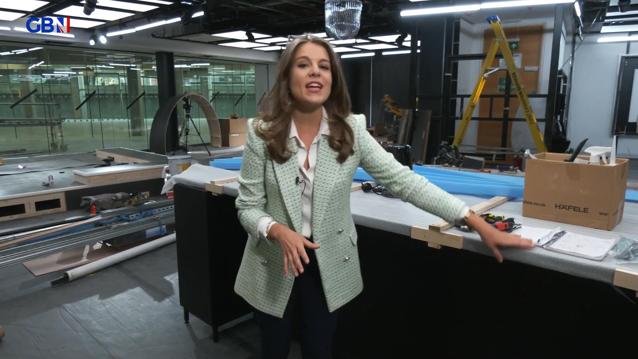 GB News Our studio is taking shape.mp4_snapshot_00.05_[2021.05.24_18.36.59]