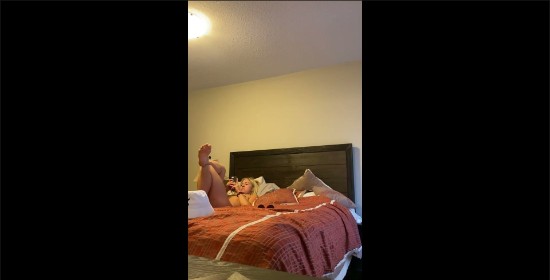 [Image: Voyeur54535103843.jpg]