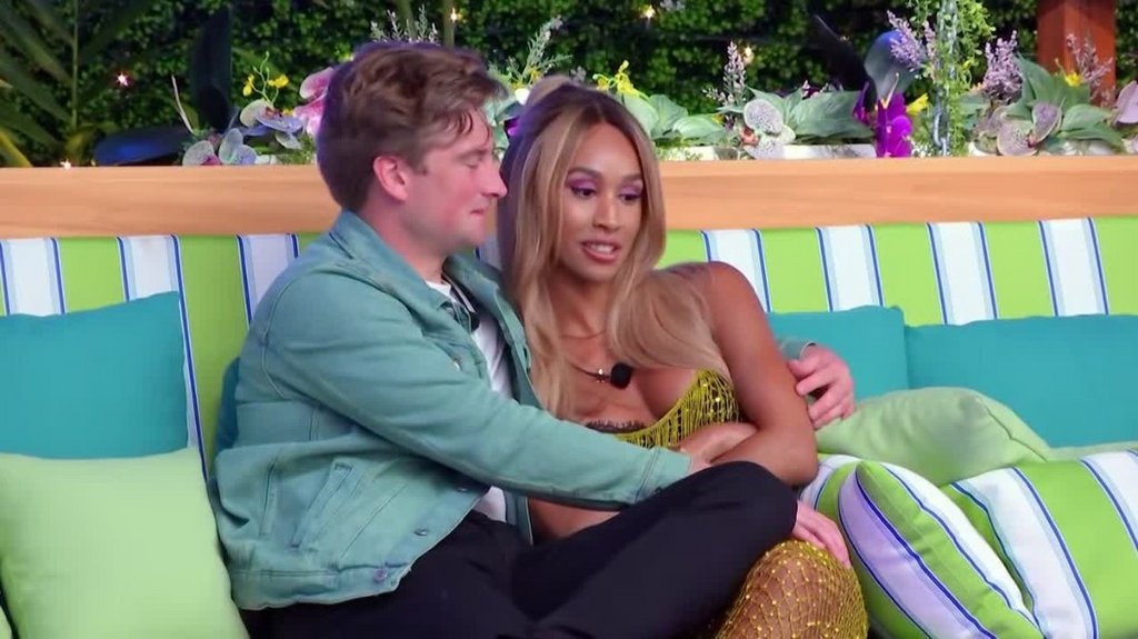 [Image: 9echpr3d83ih.jpg]