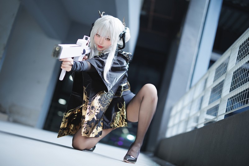 切切Celia 布兰浴衣 Blanc Cosplay NIKKE 写真 17P插图2