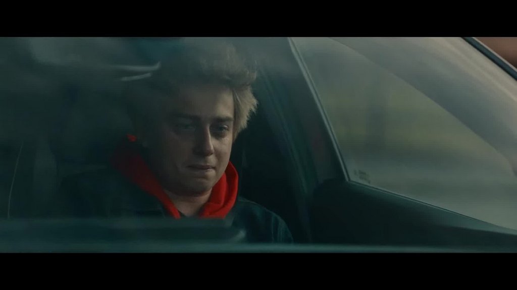 [Image: ptbza9w61q0f.jpg]