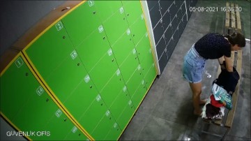 [Image: Voyeur62375103520.jpg]