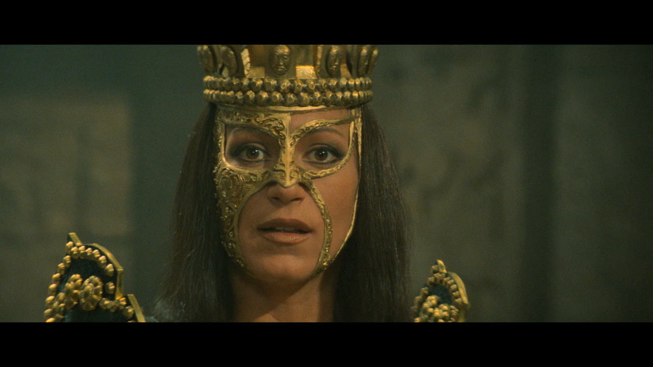 Red.Sonja.1985.REMASTERED.1080p.BDREMUX.AVC-Нечипорук.mkv_snapshot_00.11.15.719