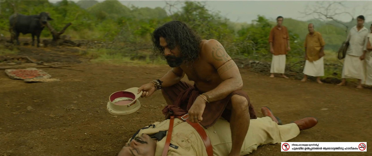 A.R.M - Ajayante Randam Moshanam 2024 WebRip [Hindi + Tamil + Telugu + Malayalam + Kannada] 480p, 720p, 1080p ESub Screenshot