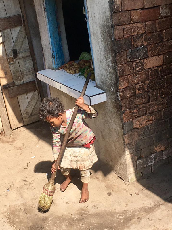 18813211-10154485548495703-5158072464142