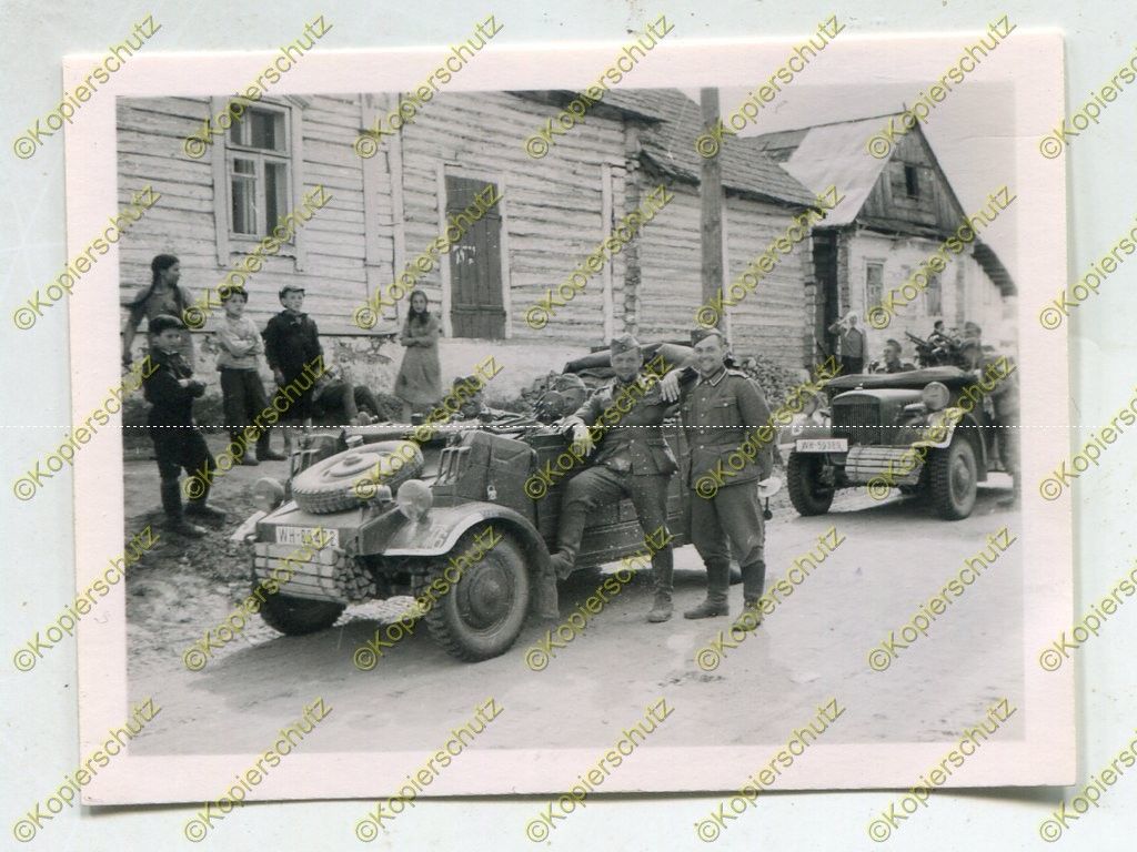 Foto, 18. Panzer-Division, VW Typ 82 Kübelwagen in Rozana, Russl