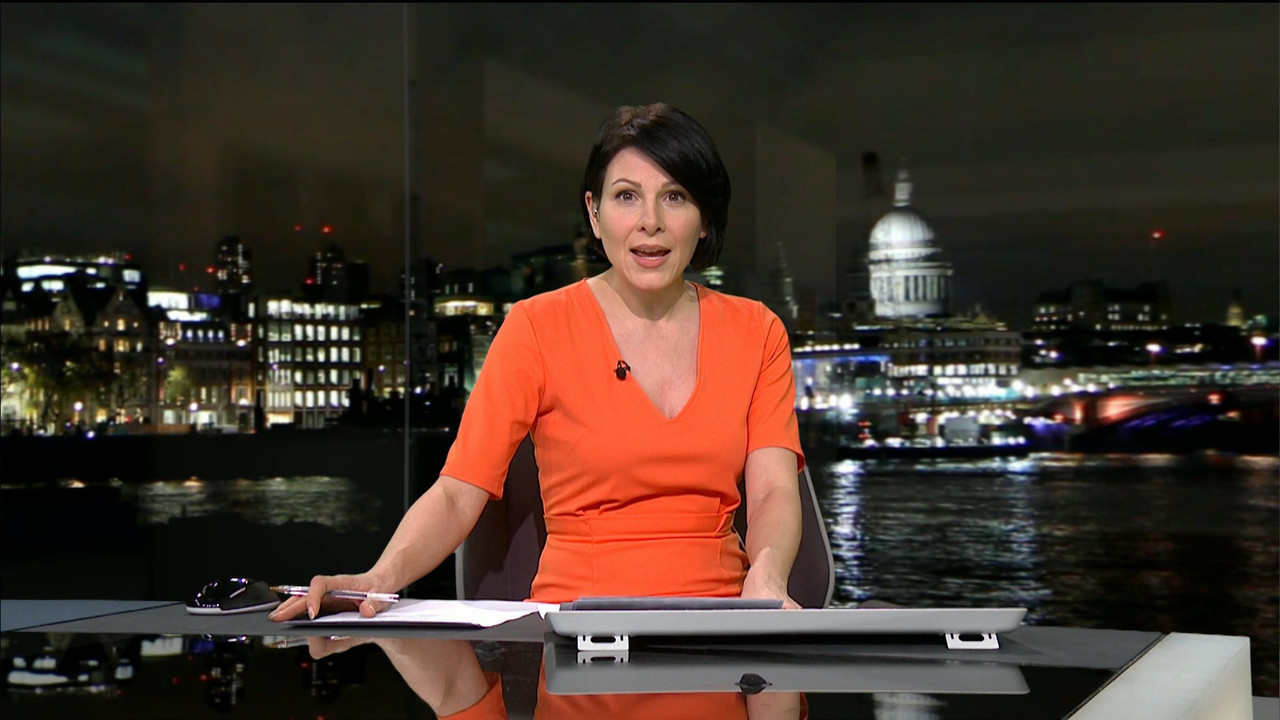 ITV News London_20190207_2225.ts_snapshot_13.14_[2019.02.08_15.4