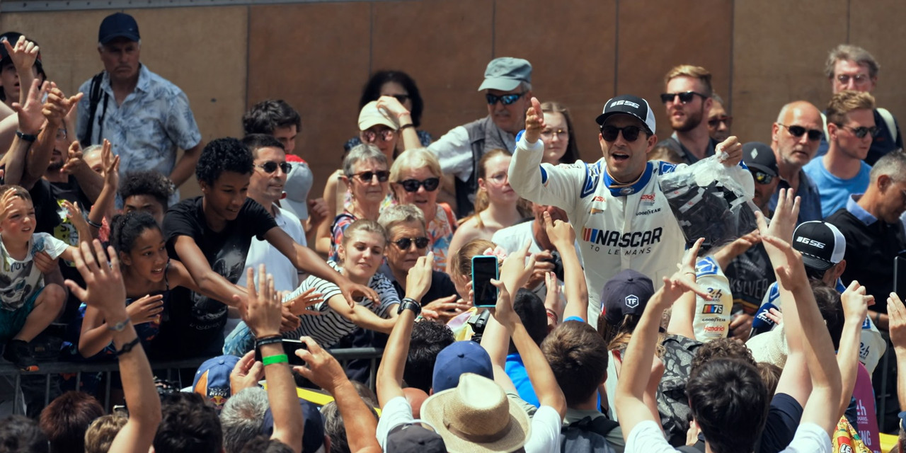 American Thunder- NASCAR to Le Mans (2025) (1080p AMZN WEB-DL x265 SAMPA).mkv_snapshot_00.03.50.368