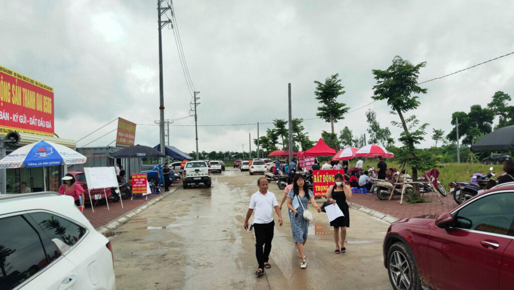 “Ôm” bất động sản ven thủ đô Hà Nội: Nhiều NĐT “thiếu ôxy”