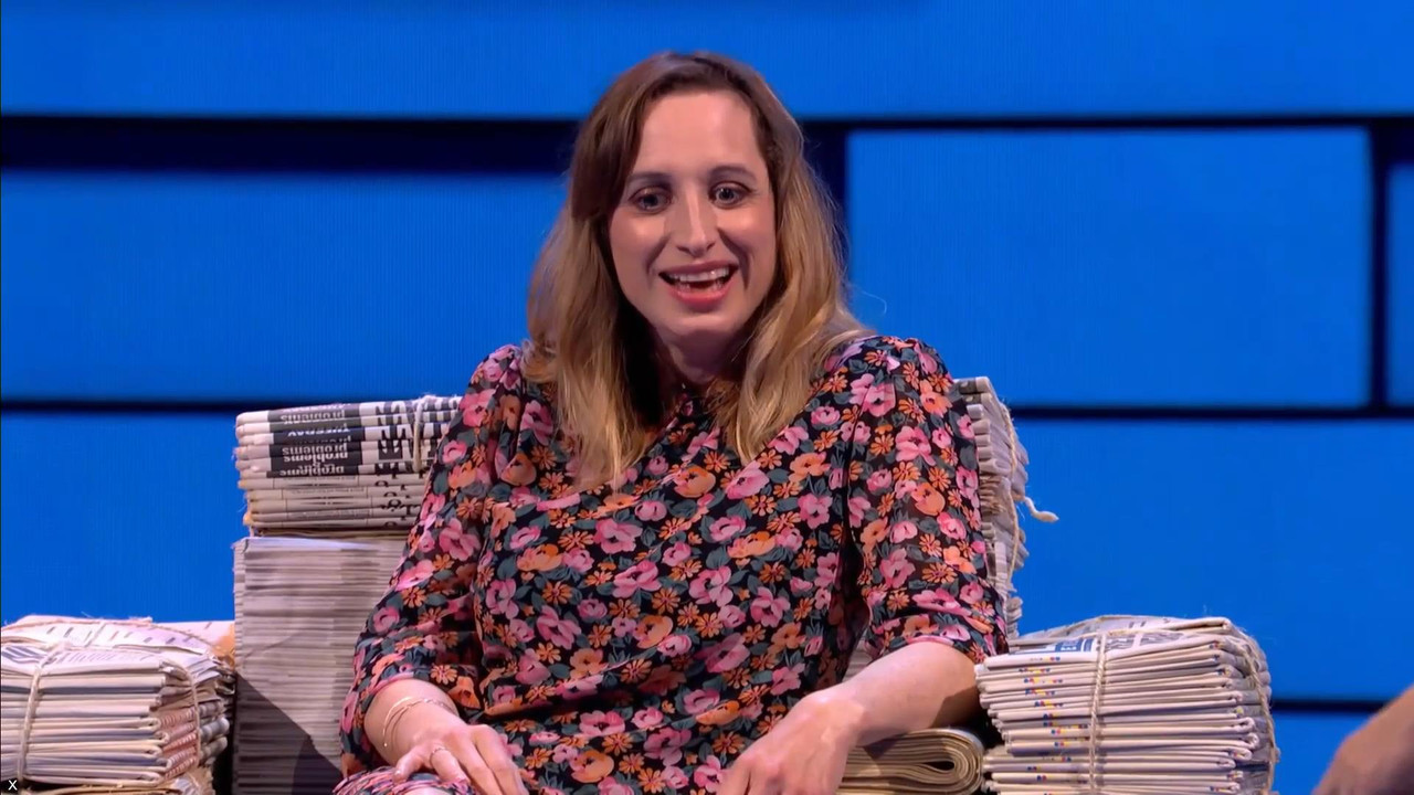 Isy Suttie 171021.mp4_snapshot_02.15_[2021.10.17_03.00.45]