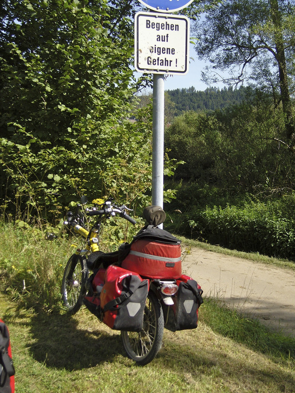 uuid=92254B0A-2AC5-48AD-92EF-512F6C93879A&code=001&library=1&type=1&mode=1&loc=true&cap=true