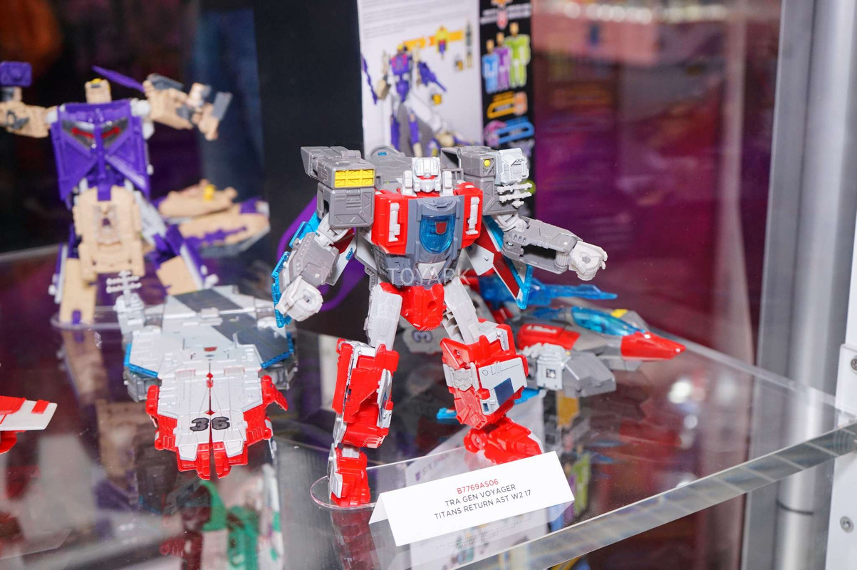 SDCC-2017-Hasbro-Transformers-058
