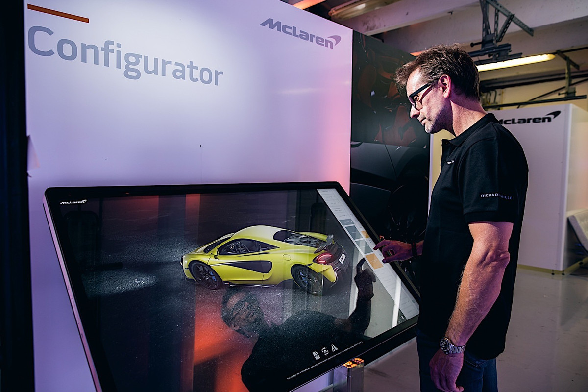 McLaren 600LT real-time digital configurator (15)