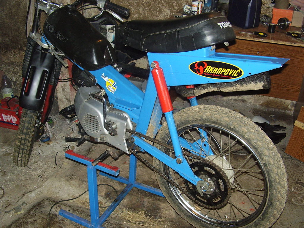 59794_apn_cross_122_724lo