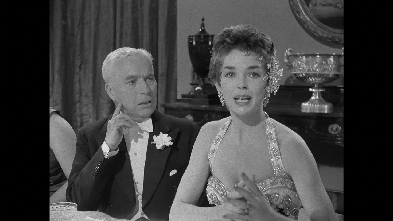 A.King.in.New.York.1957.BDRemux.1080p.mkv_snapshot_00.29.29.810