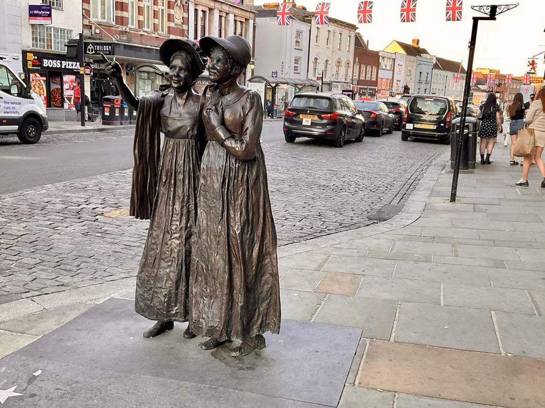 Пёстрая лента. Путешествие по сельским дорогам Англии в мае 2025 г.