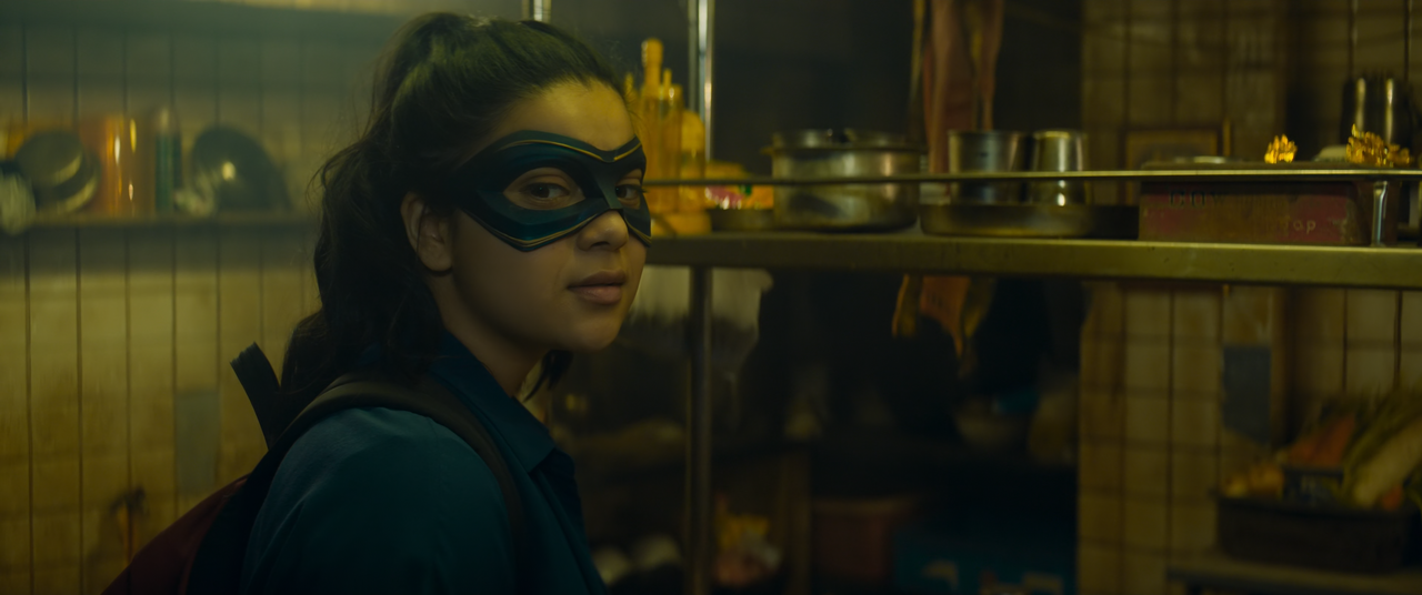 Ms.Marvel.S01E04.Seeing.Red.2160p.10bit.DSNP.WEB-DL.DDP5.1.HEVC-Vyndros.mkv_snapshot_18.51_[2022.07.