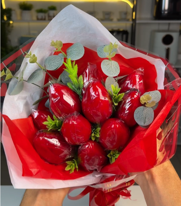 Morango em formato triangular