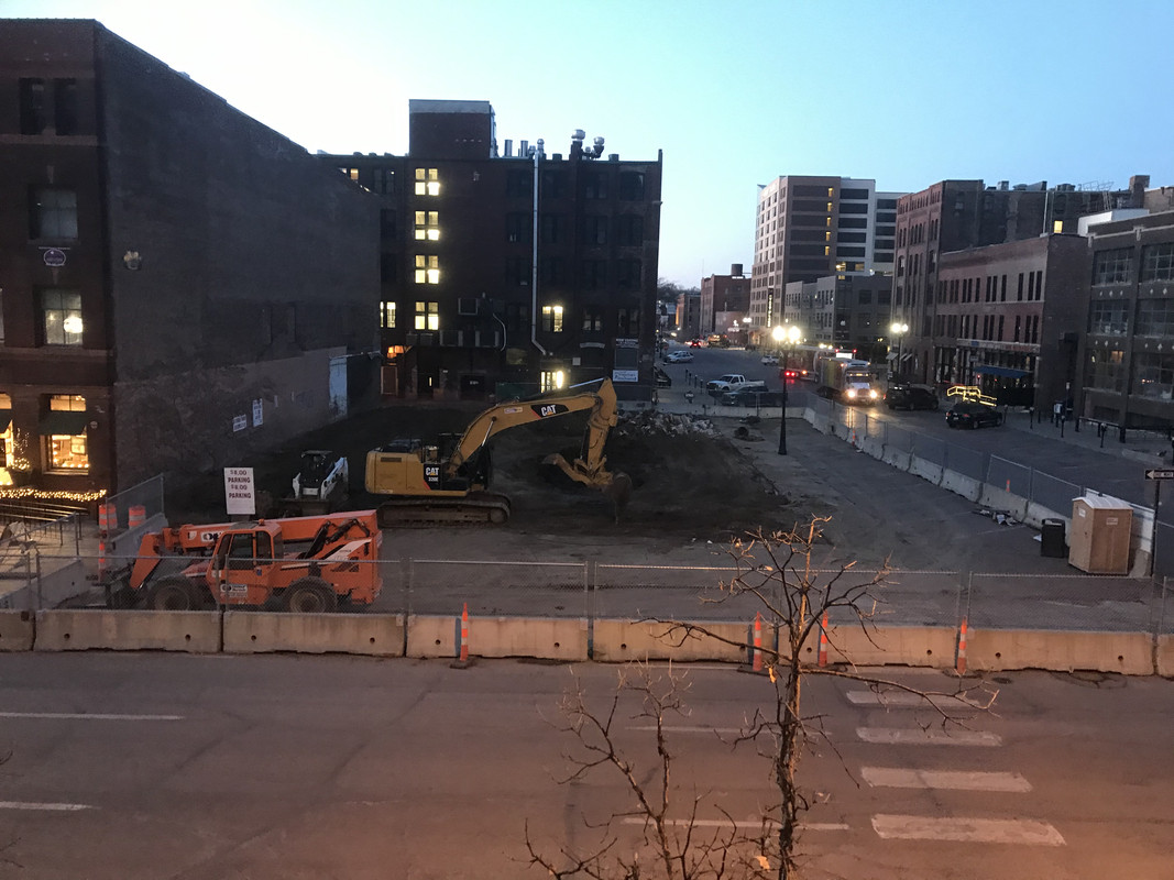 32C8306E-D8BD-454E-BE82-F5EEA2C3E81F